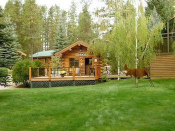 Silverwolf Log Chalets Coram Εξωτερικό φωτογραφία